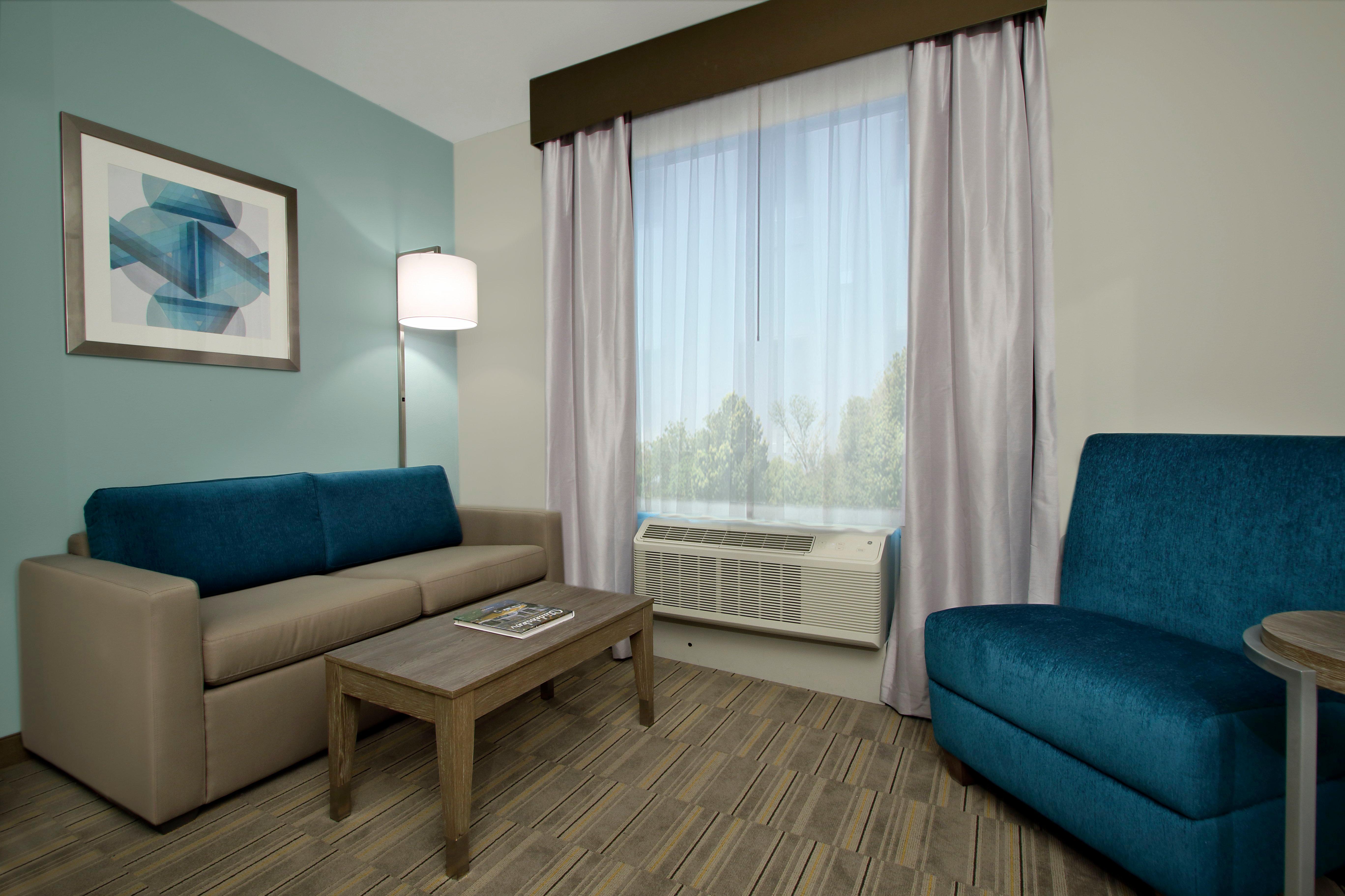 Holiday Inn Express & Suites - Lake Charles South Casino Area By Ihg Екстер'єр фото