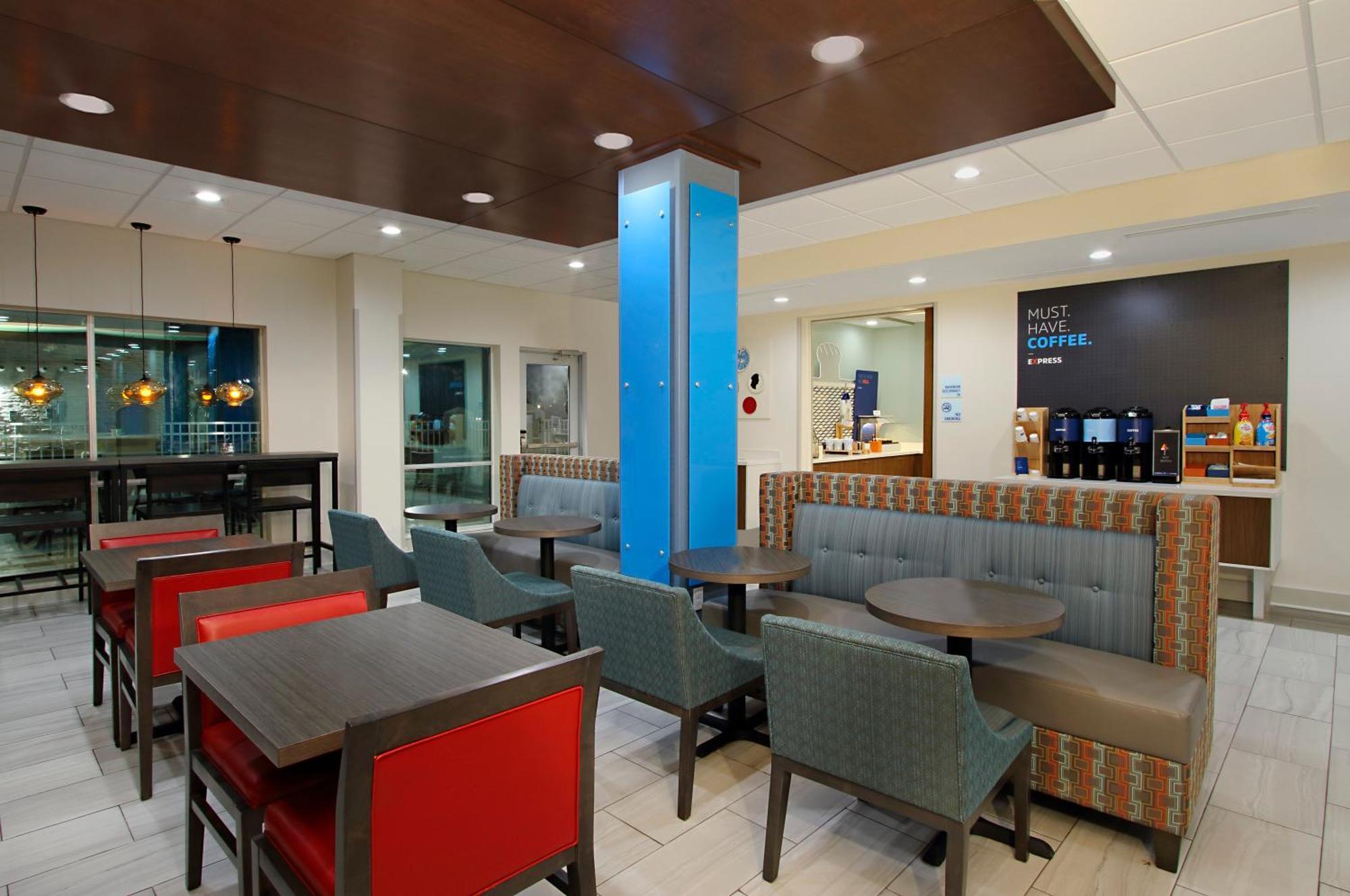 Holiday Inn Express & Suites - Lake Charles South Casino Area By Ihg Екстер'єр фото