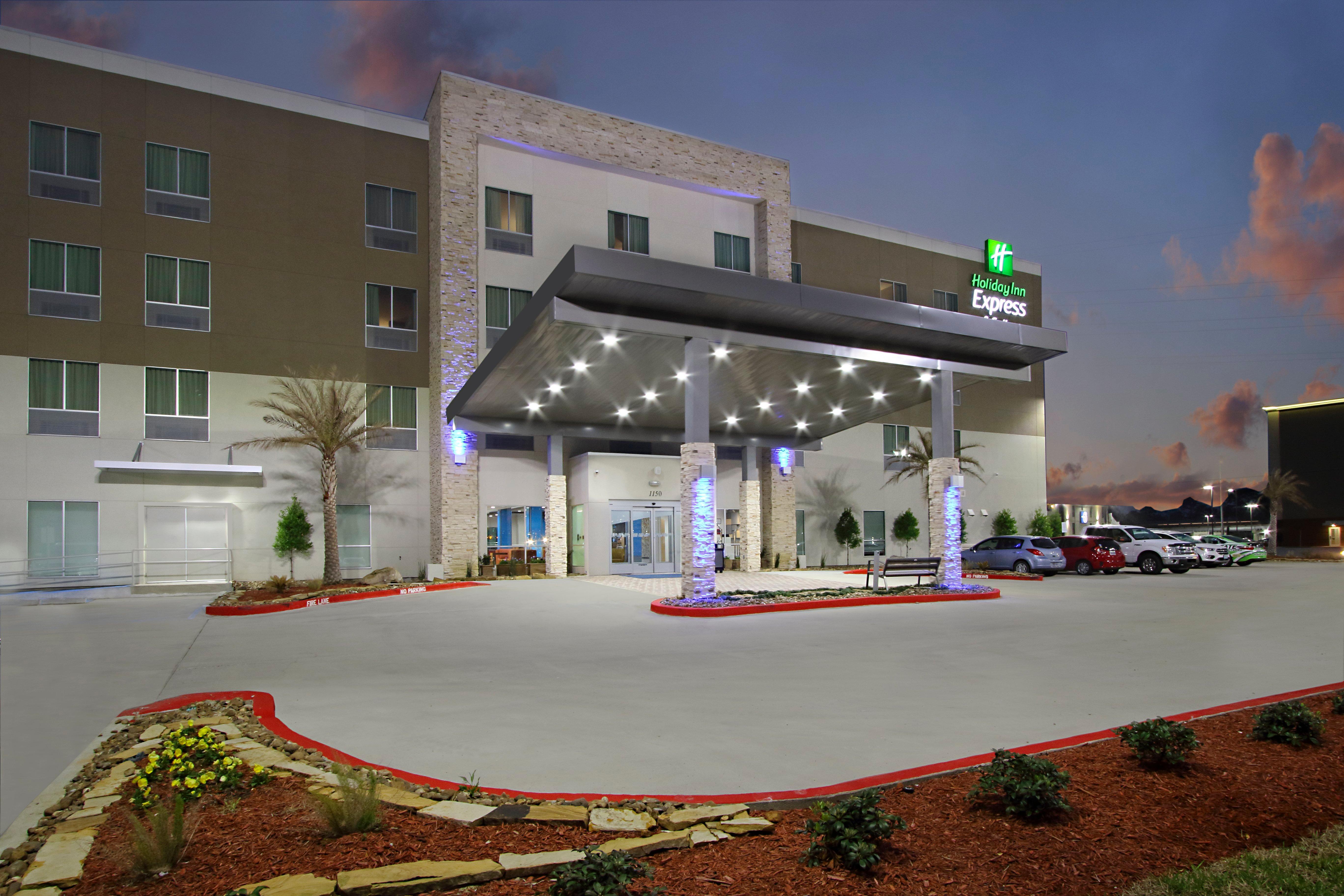 Holiday Inn Express & Suites - Lake Charles South Casino Area By Ihg Екстер'єр фото